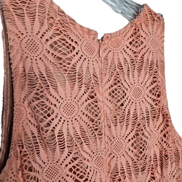 Alexia Admor Lace Overlay Peach Pink Sleeveless Midi Dress Size Small - Picture 7 of 10